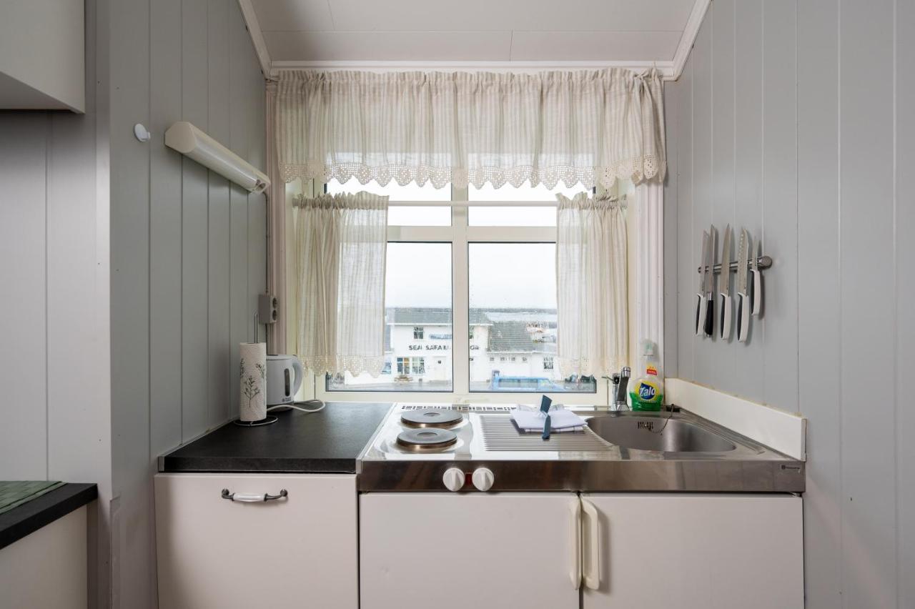 West-end Apartment *